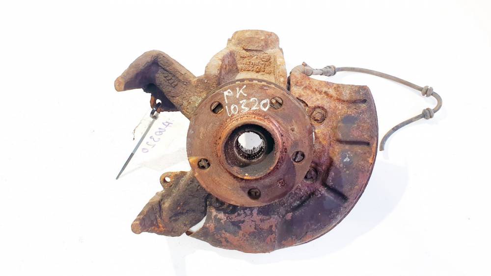 Volkswagen Golf 2000 Steering knuckle - FRONT LEFT