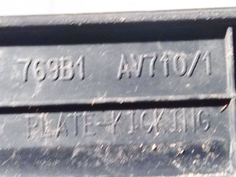 769B1AV710 Nissan Primera 2003 Salona apdare (plastmasas) - Thumbnail 3