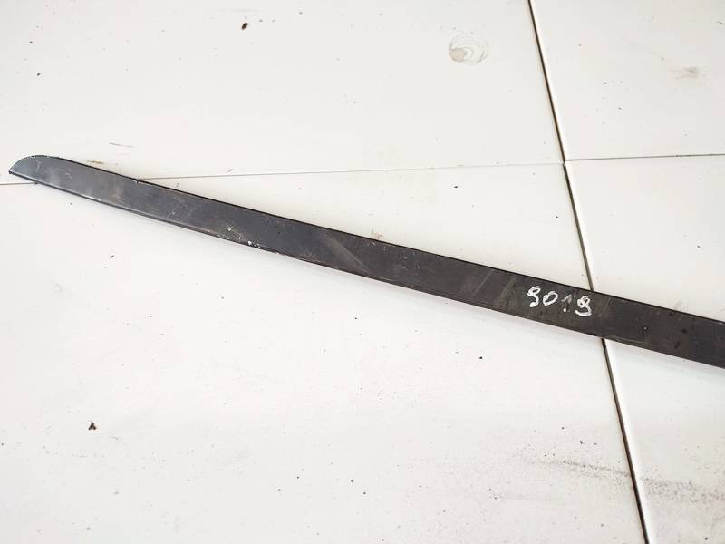 Audi A6 1999 Oven lasin tiivistelista  - TAKANA OIKEALLA - Thumbnail 2