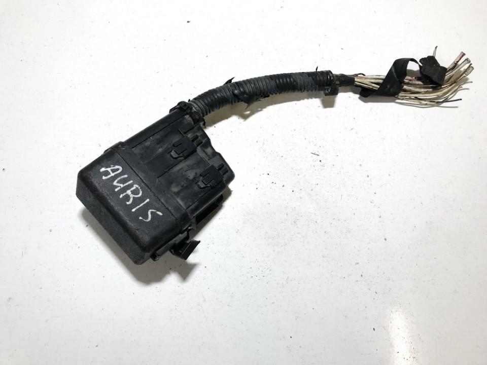 7191YA2 Toyota Auris 2007 Fuse box