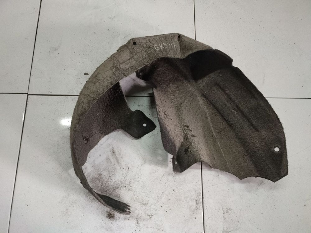 Ford Focus 2004 Plastic Inner Fender - REAR LEFT