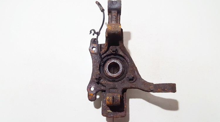 Opel Zafira 2006 Wspornik piasty - PRZEDNIE PRAWE