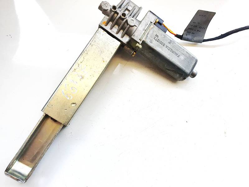 8301273 BMW 7-Series 2001 Sedynes varikliukas P.K.