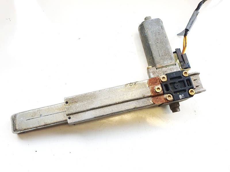 8301273 BMW 7-Series 2001 Seat Motor Regulator - FRONT LEFT - Thumbnail 3
