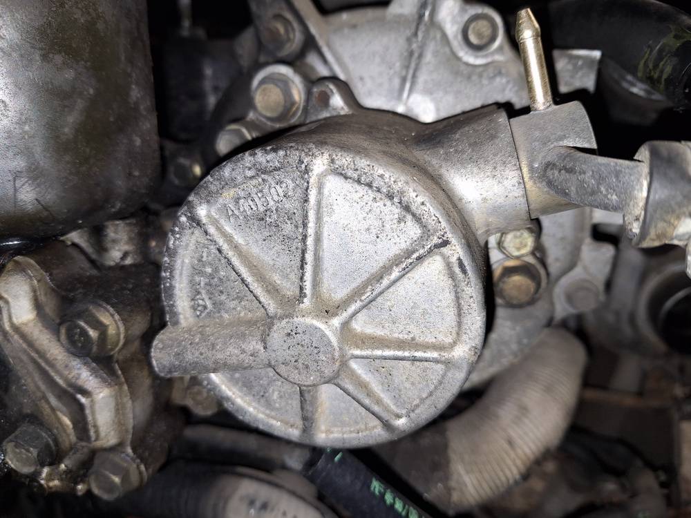 X2T58171 Mazda 626 1998 Brake Vacuum Pump