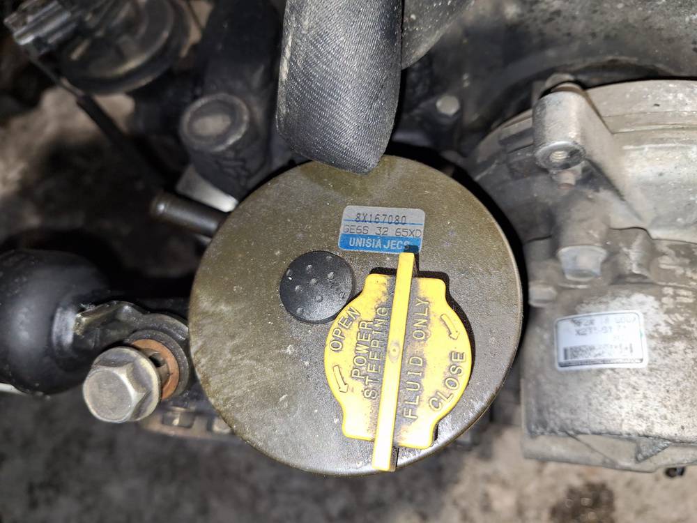 8X197080 Mazda 626 1998 Pump assembly - Power steering pump - Thumbnail 3