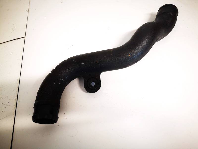 8D0145844A Volkswagen Passat 1997 TURBO INTERCOOLER PIPE HOSE