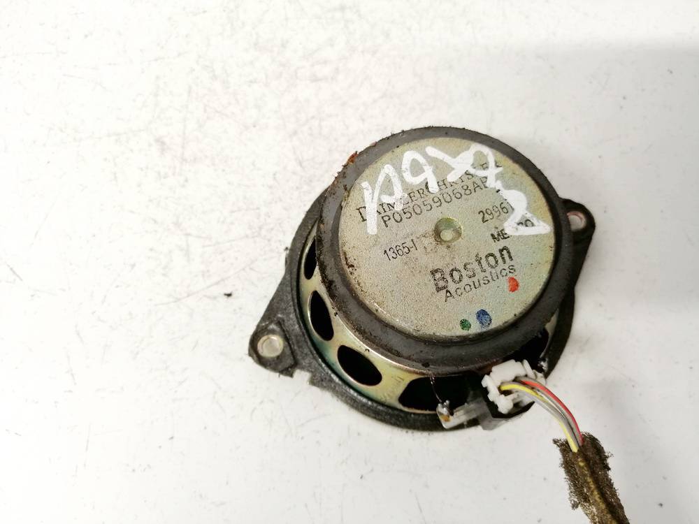 P05059068AB Jeep Grand Cherokee 2005 Speaker (audio) - Thumbnail 2