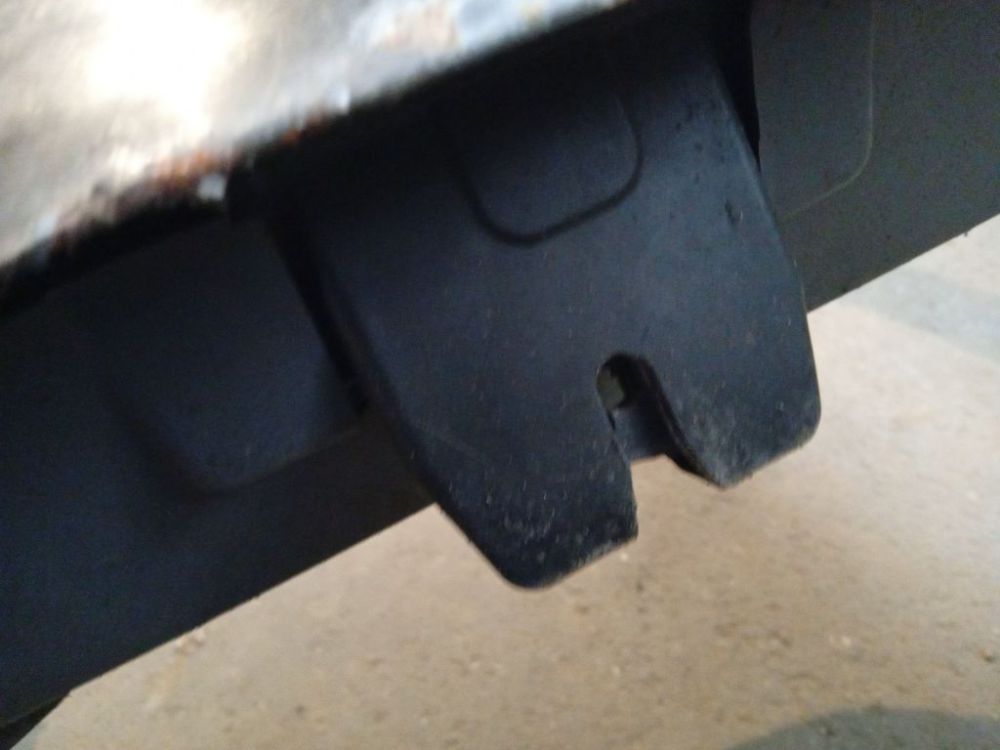 Ford C-MAX 2003 Galinio Dangcio spyna G. (kapoto)