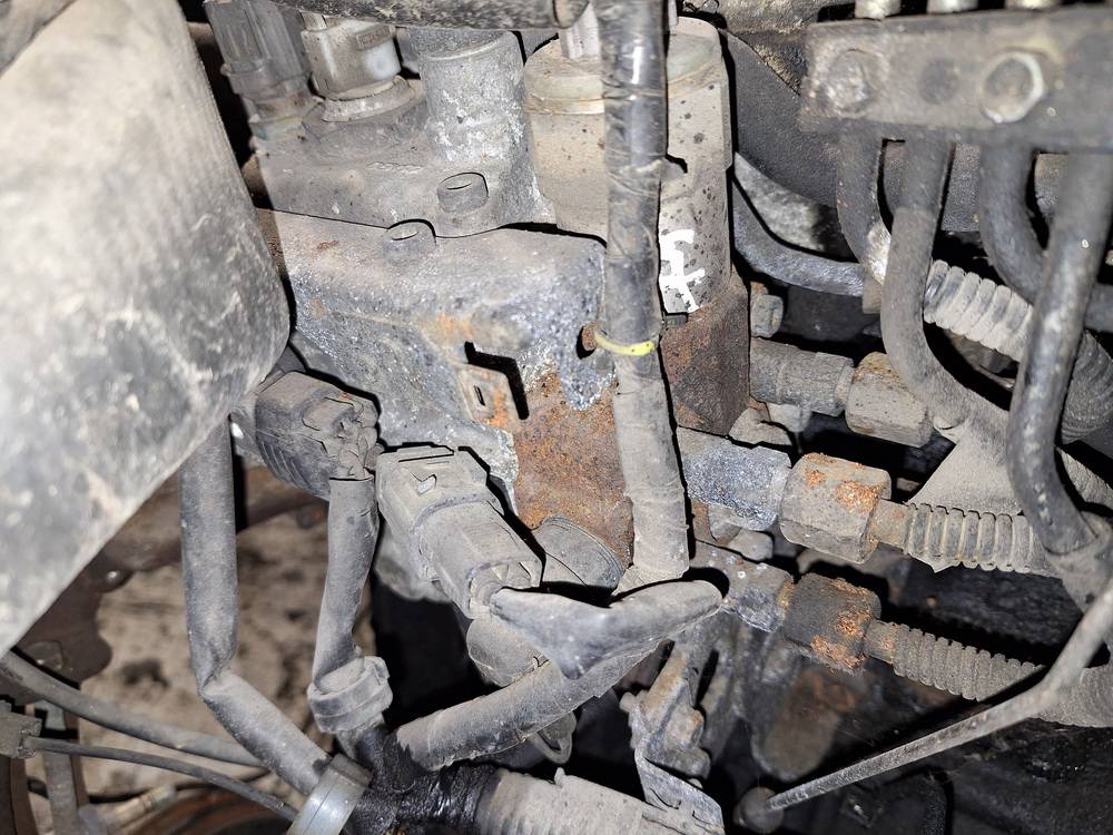 09650050207 Mazda 626 1998 Augsta spiediena iesmidzināšanas sūknis - Thumbnail 2