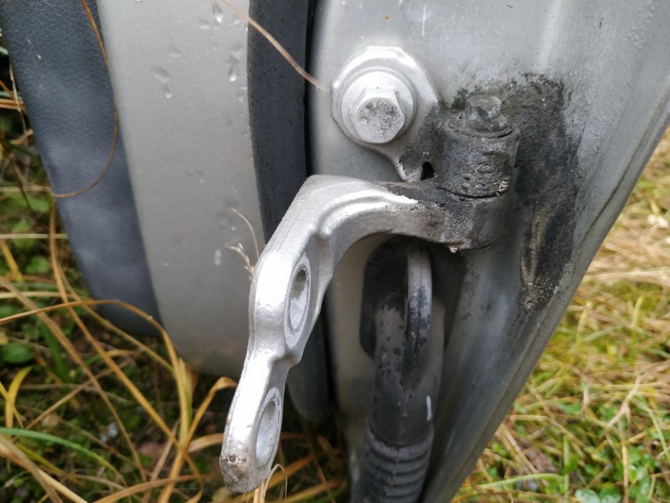 Ford C-MAX 2006 Takaoven alasarana - TAKANA