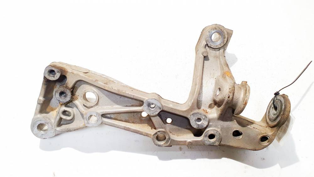 1K0199296F Skoda Octavia 2011 Alatukivarsi - EDESSÄ OIKEALLA - Thumbnail 3