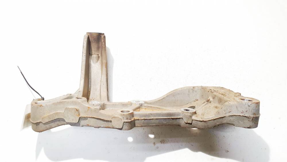 1K0199296F Skoda Octavia 2011 Alatukivarsi - EDESSÄ OIKEALLA - Thumbnail 2