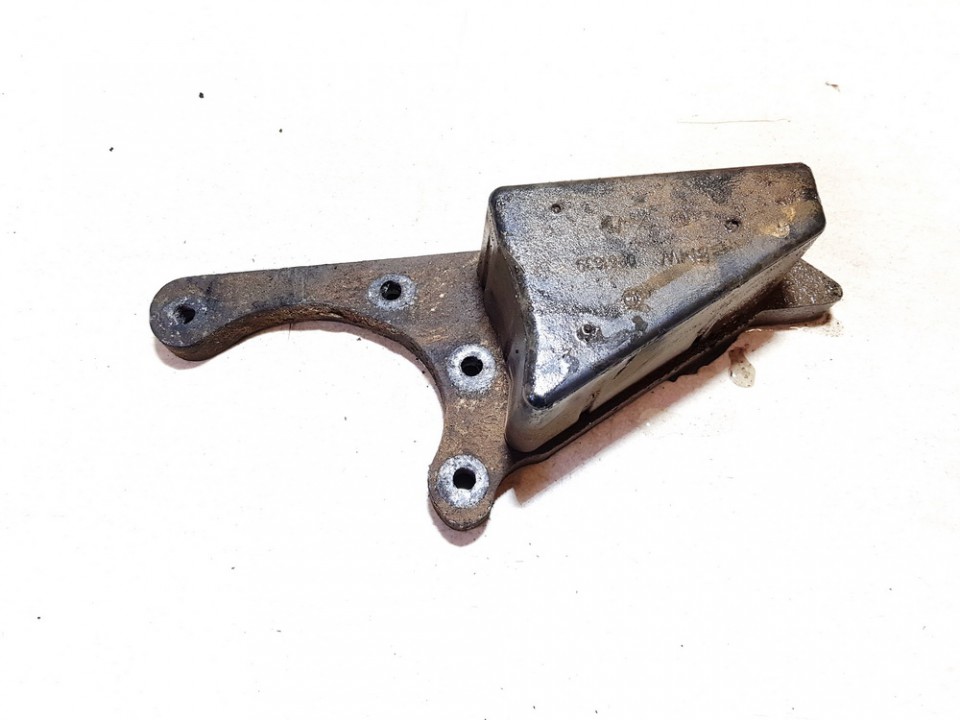 0361639 used Engine Mount Bracket and Gearbox Mount Bracket BMW X3 2003