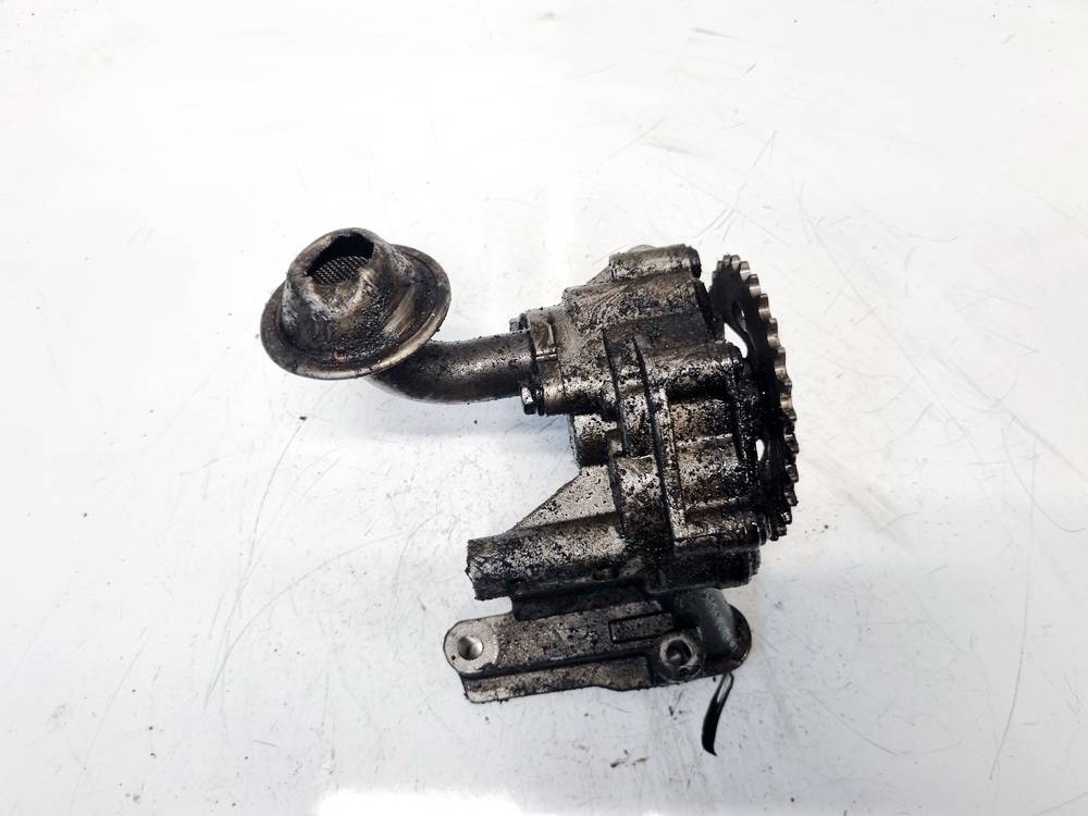 038115105D Audi A3 1999 Pompa oleju