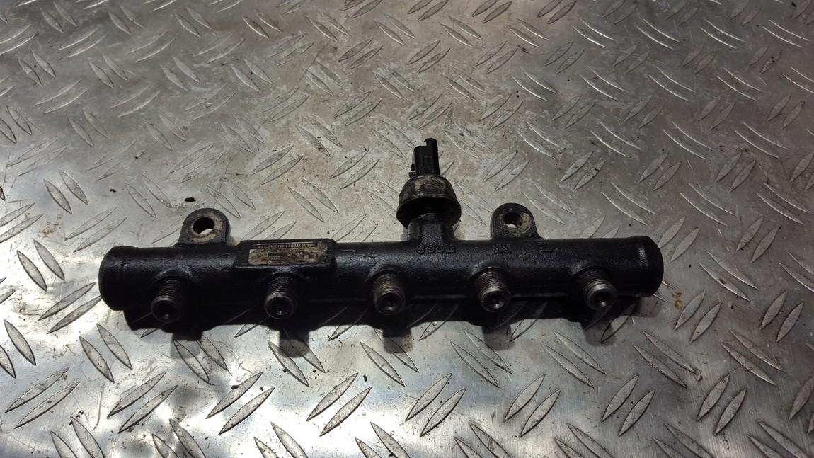 9654726280 Ford Focus 2005 Fuel injector rail (injectors)(Fuel distributor)