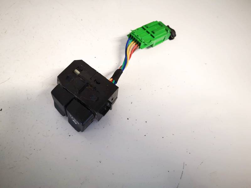 8691530 Volvo V50 2005 Traction control switch button (ASR Switch Anti-slip regulation) - Thumbnail 3