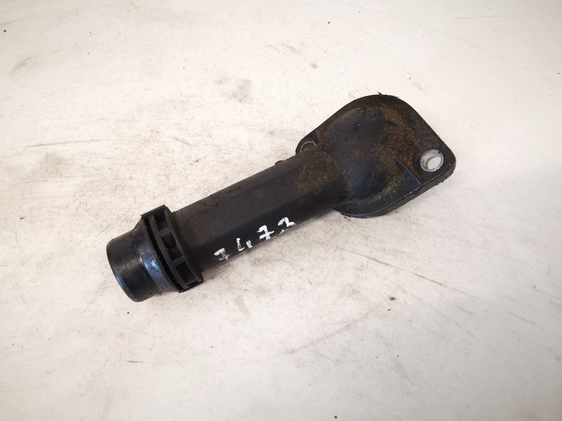 06B121121 Skoda Superb 2005 Фланец двигателя системы охлаждения