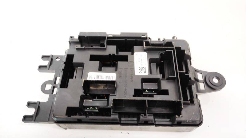938907001 BMW 3-Series 2012 Fuse box - Thumbnail 2