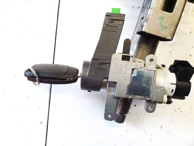 8621509 Volvo V70 2006 Aizdedzes slēdzene - Thumbnail 3