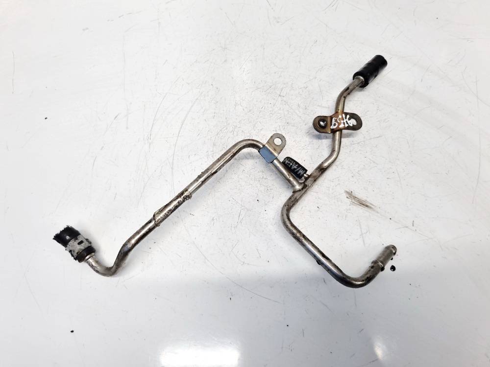 03L201360AC Skoda Superb 2011 Kuro vamzdelis