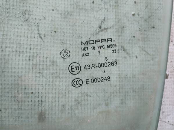 AS2 Chrysler 300C 2005 Door-Drop Glass - FRONT LEFT - Thumbnail 2