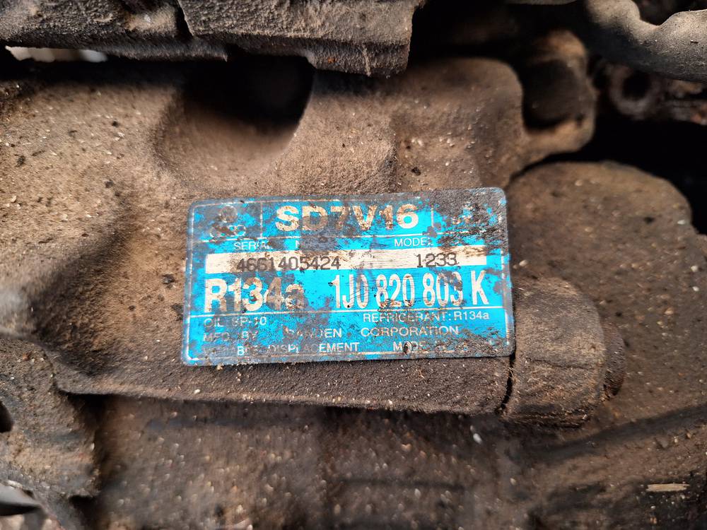 1J0820803K Skoda Octavia 2004 Kondicionieriaus siurblys - Thumbnail 4