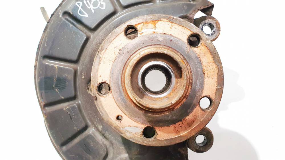 Volkswagen Touran 2004 fusée avant droit