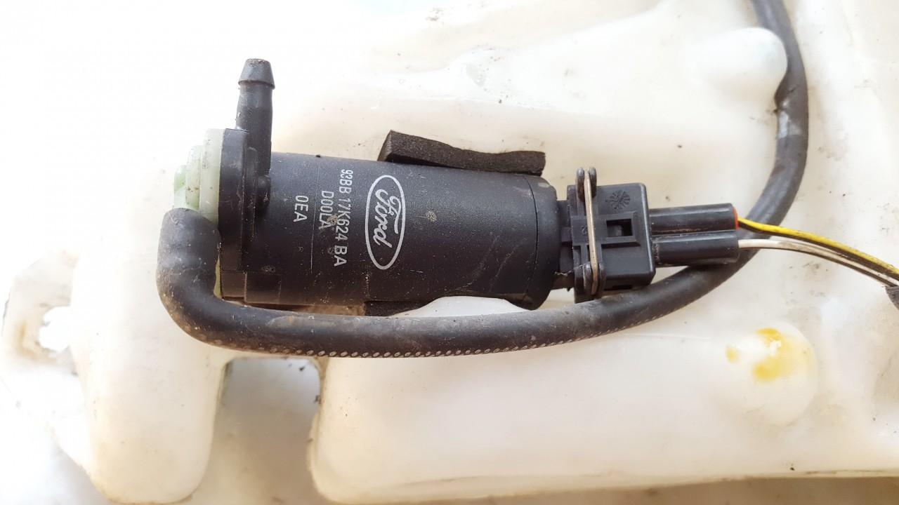 93BB17K624BA Ford Focus 2002 Windshield Windscreen Washer Pump