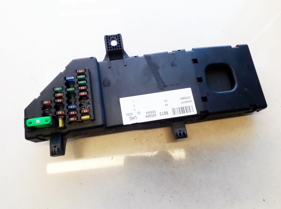 24443147 Opel Vectra 2004 Saugikliu deze