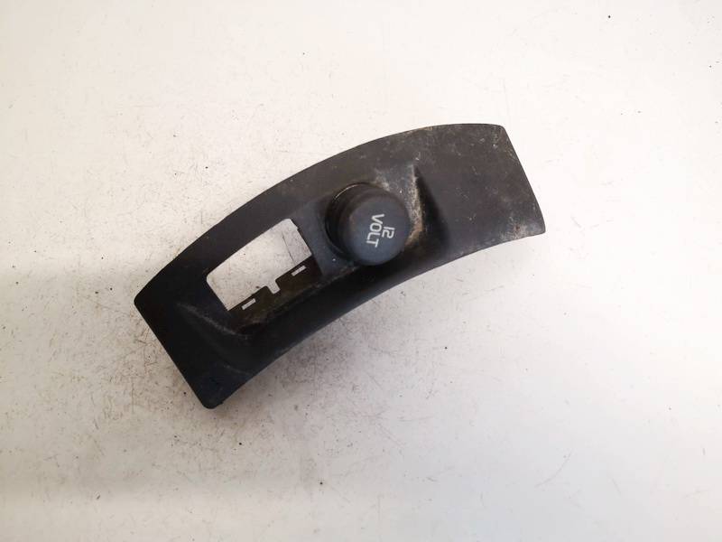 8686026 Volvo S40 2005 Cigarette lighter cover assembly