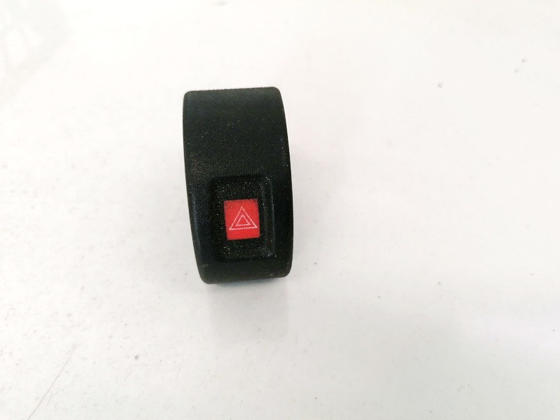 09131728 Opel Astra 1999 Hazard switch