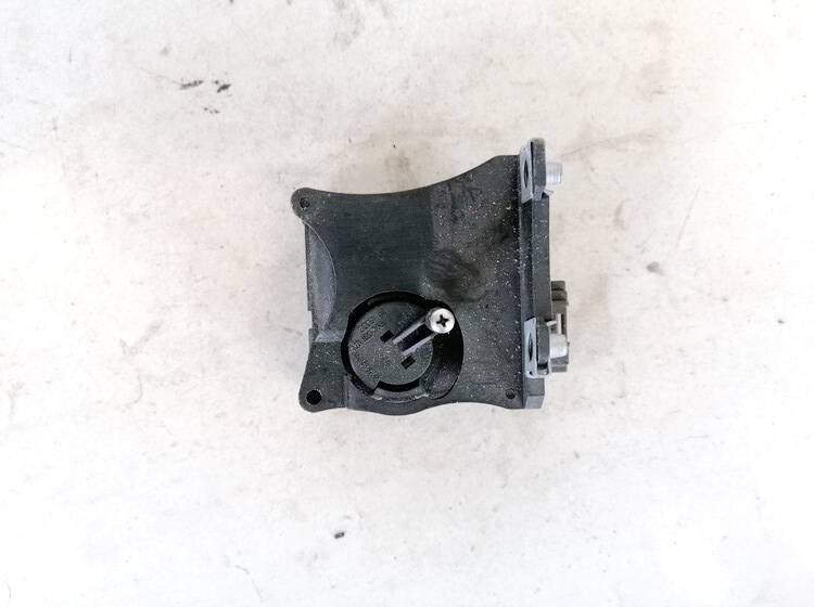 4E0820511 Volkswagen Touareg 2004 Heater Vent Flap Control Actuator Motor - Thumbnail 2