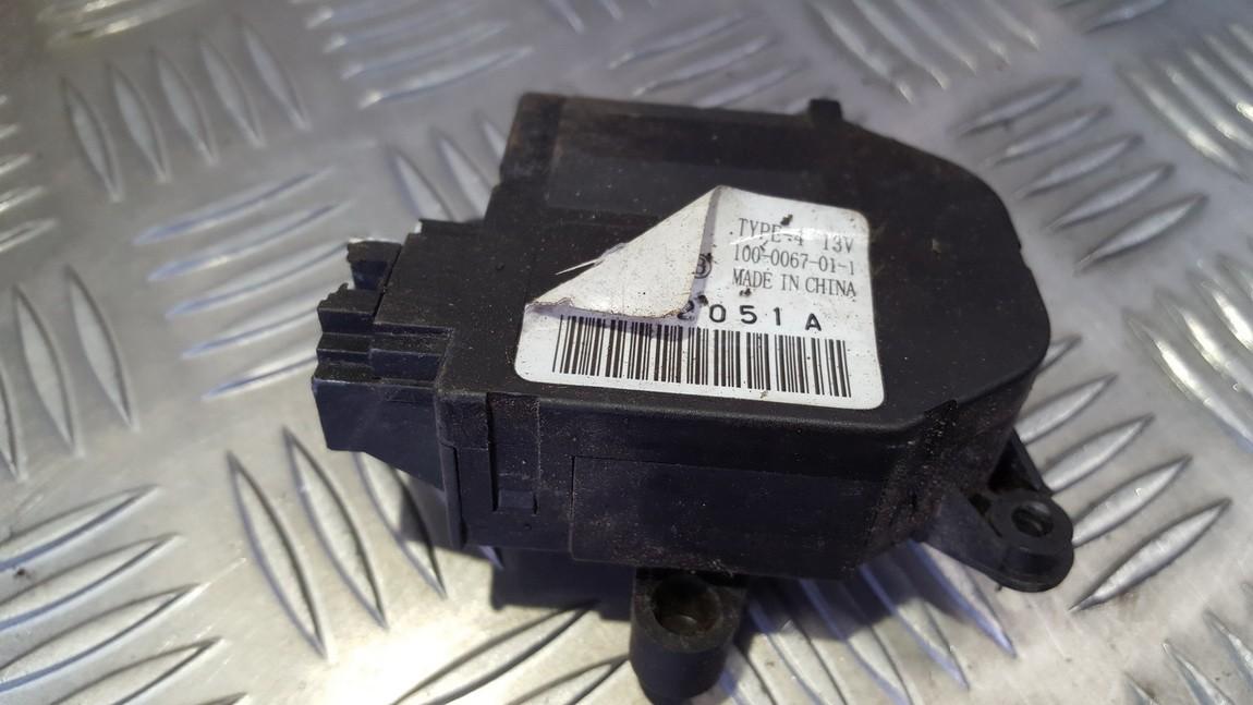 1000067011 Peugeot 207 2008 Peciuko sklendes varikliukas