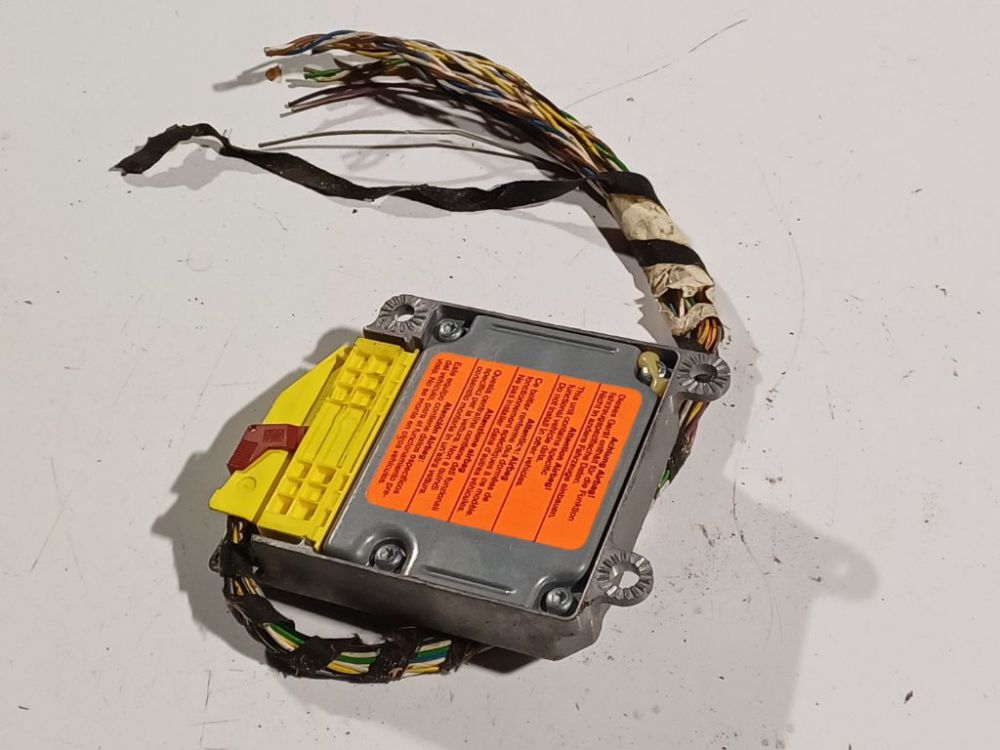 600909605A Volkswagen Golf 2000 Airbag crash sensors module - Thumbnail 2