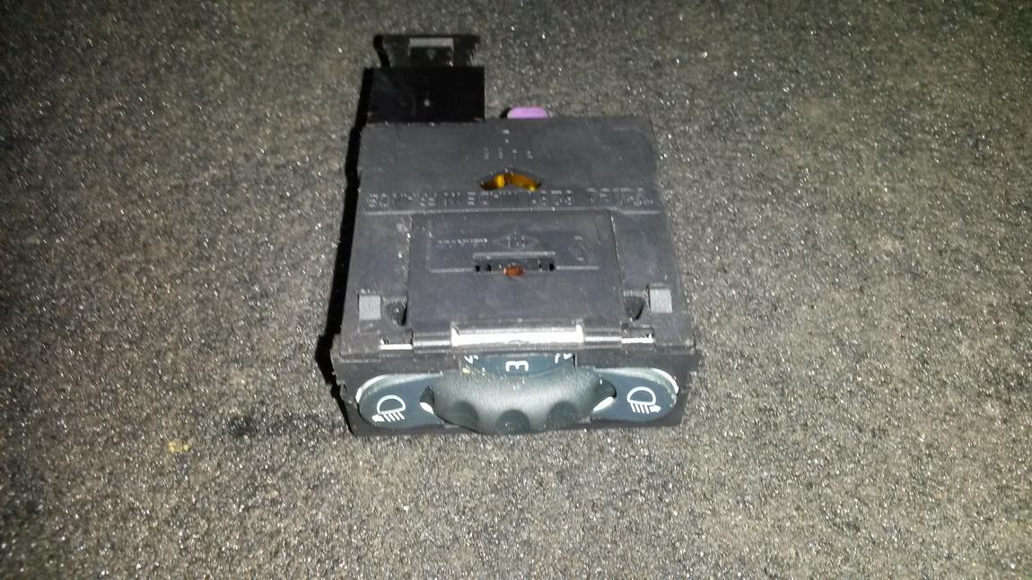 6281 Renault Scenic 1998 Przycisk regulatora wysokości lampy