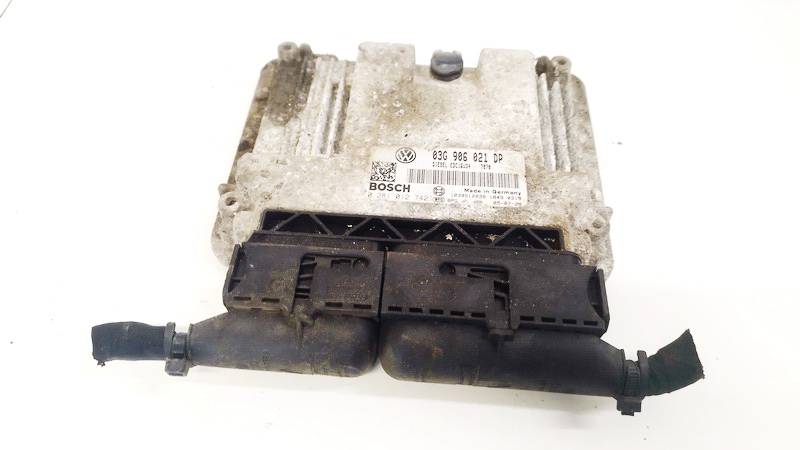 03G906021DP Volkswagen Passat 2006 ECU Engine Computer (Engine Control Unit)