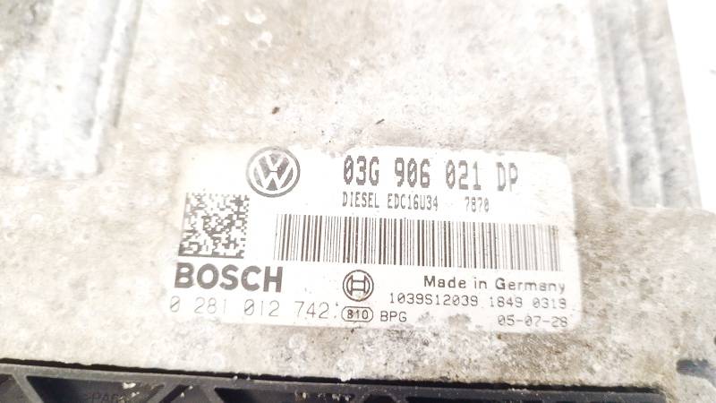 03G906021DP Volkswagen Passat 2006 ECU Engine Computer (Engine Control Unit) - Thumbnail 2