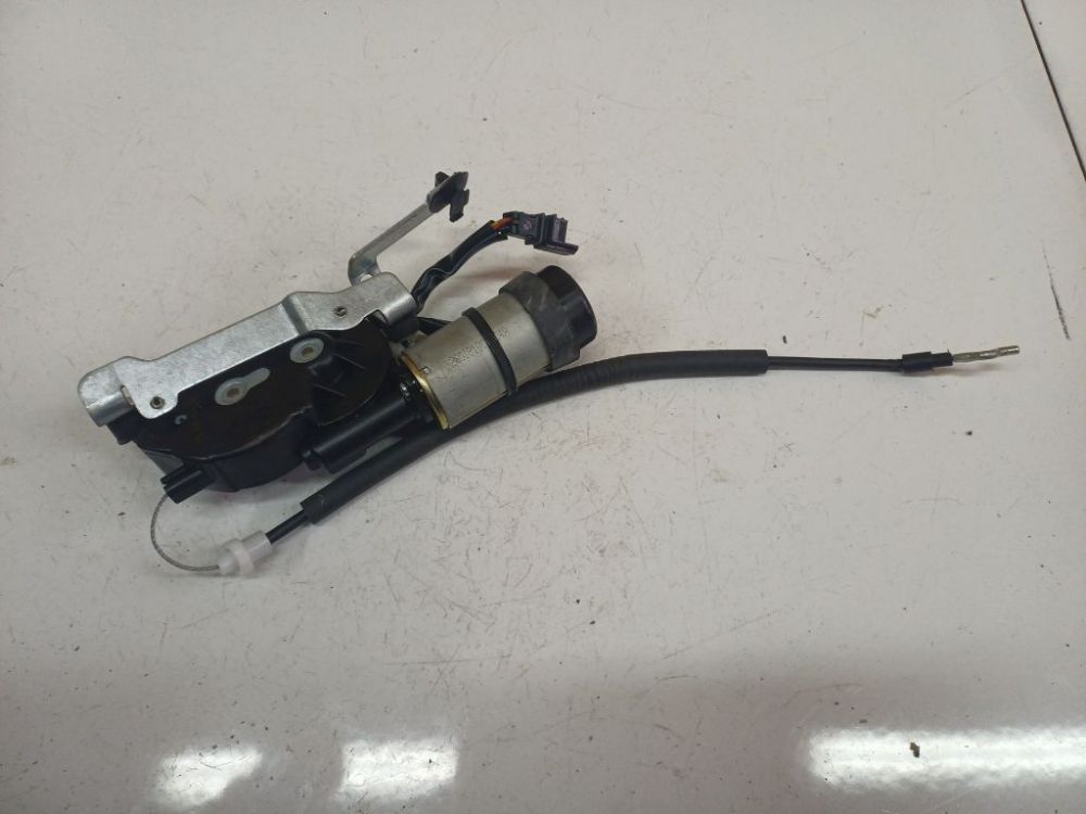 Volkswagen Phaeton 2002 Seat Motor Regulator - FRONT LEFT - Thumbnail 2
