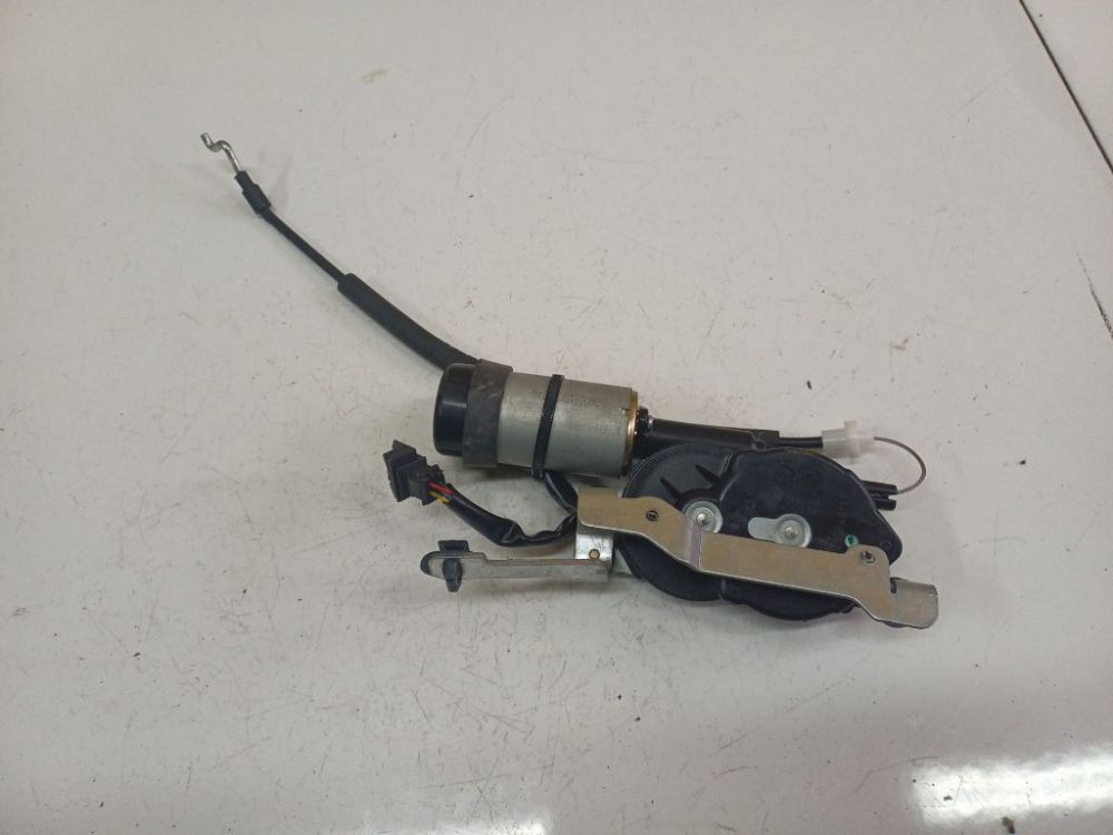 Volkswagen Phaeton 2002 Seat Motor Regulator - FRONT LEFT - Thumbnail 3