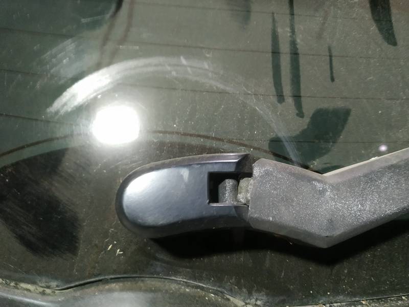 Nissan Murano 2003 Takalasin pyyhkimen moottori - TAKANA