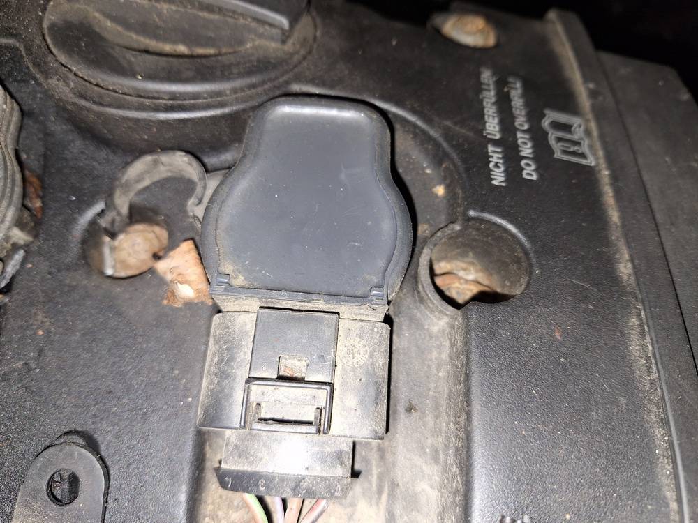 07K905715F Volkswagen Touran 2004 Ignition Coil - Thumbnail 2