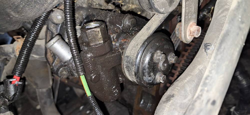 Ford Mondeo 2003 Pump assembly - Power steering pump