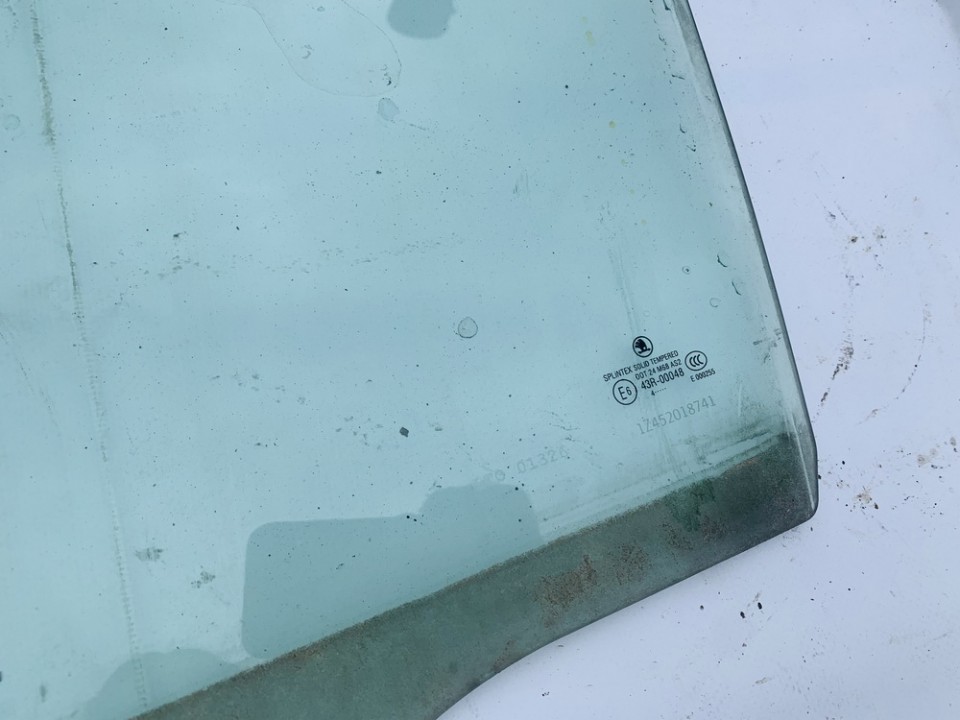 Skoda Octavia 2004 Door-Drop Glass - REAR LEFT - Thumbnail 3