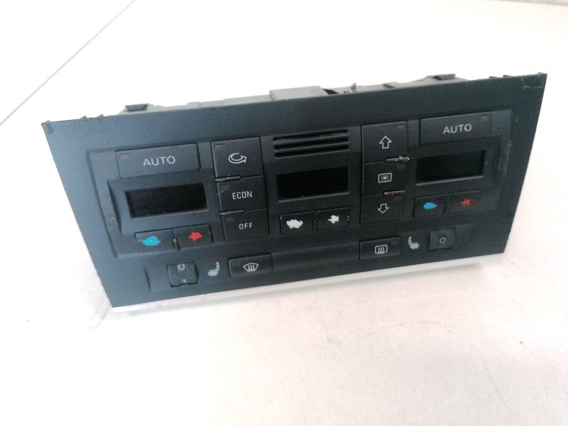 8E0820043AB Audi A4 2004 Panel sterowania klimatyzacją (przełączniki ogrzewania)