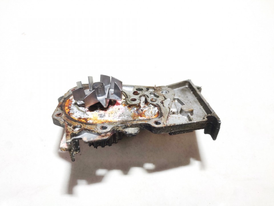 7700274330 Renault Laguna 2002 Water pump
