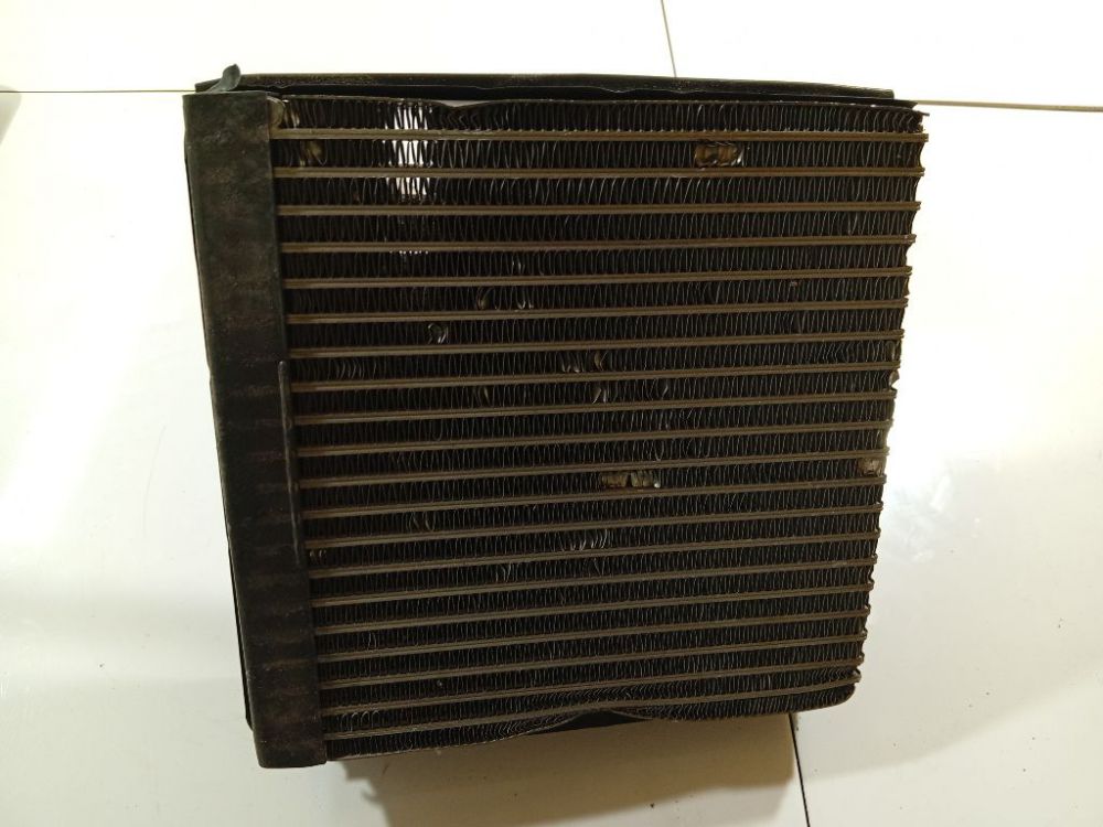 Volkswagen Polo 2006 Air Conditioning Condenser - Thumbnail 3