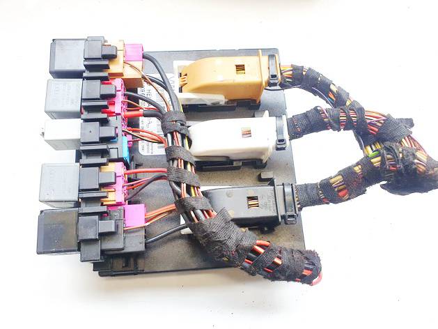 1K0937087A Skoda Superb 2009 General Module Comfort Relay (Unit)