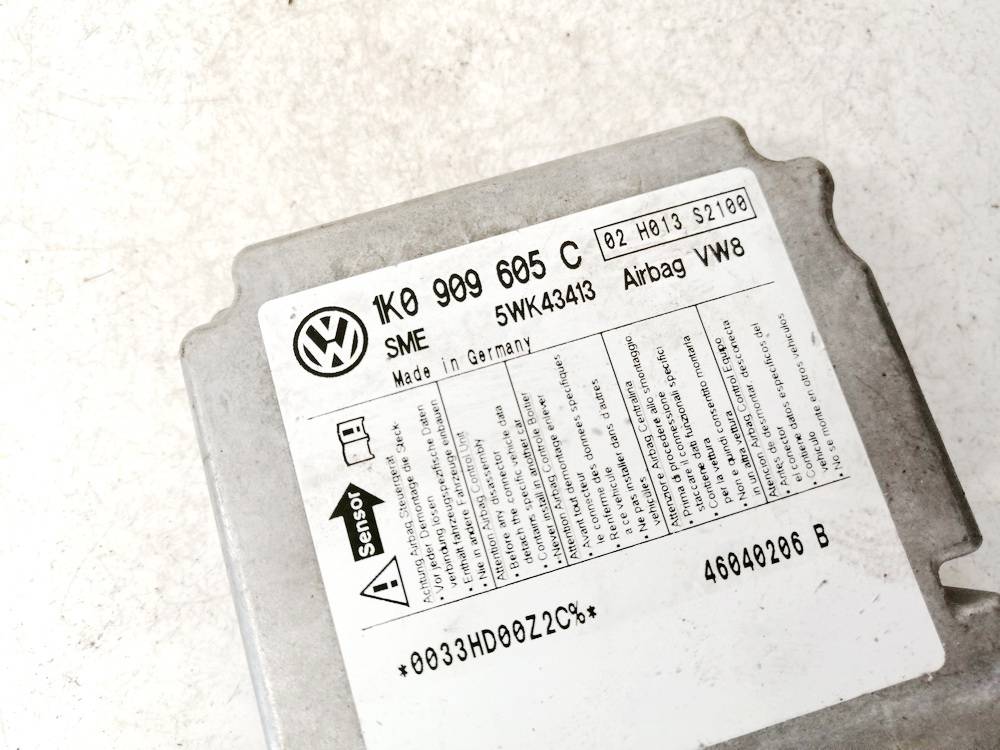 1K0909605C Volkswagen Golf 2006 Airbag crash sensors module - Thumbnail 3