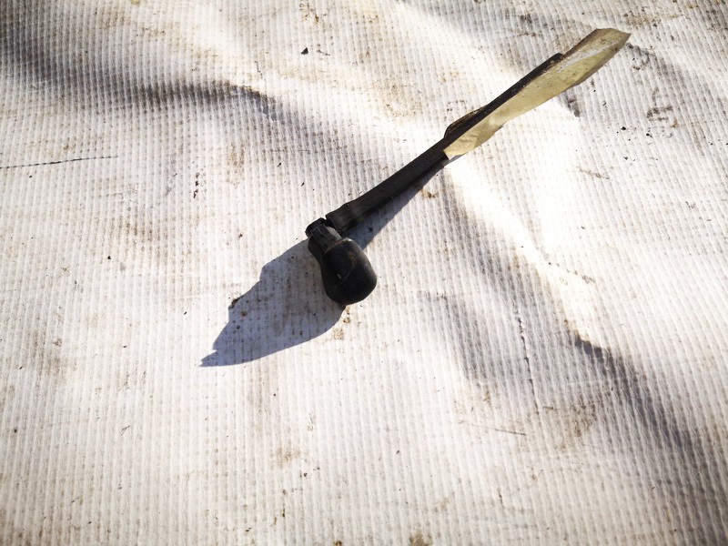 Mazda 3 2006 Windscreen Washer Fluid Jet - Thumbnail 2